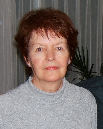 Juliane Cliche 8x10