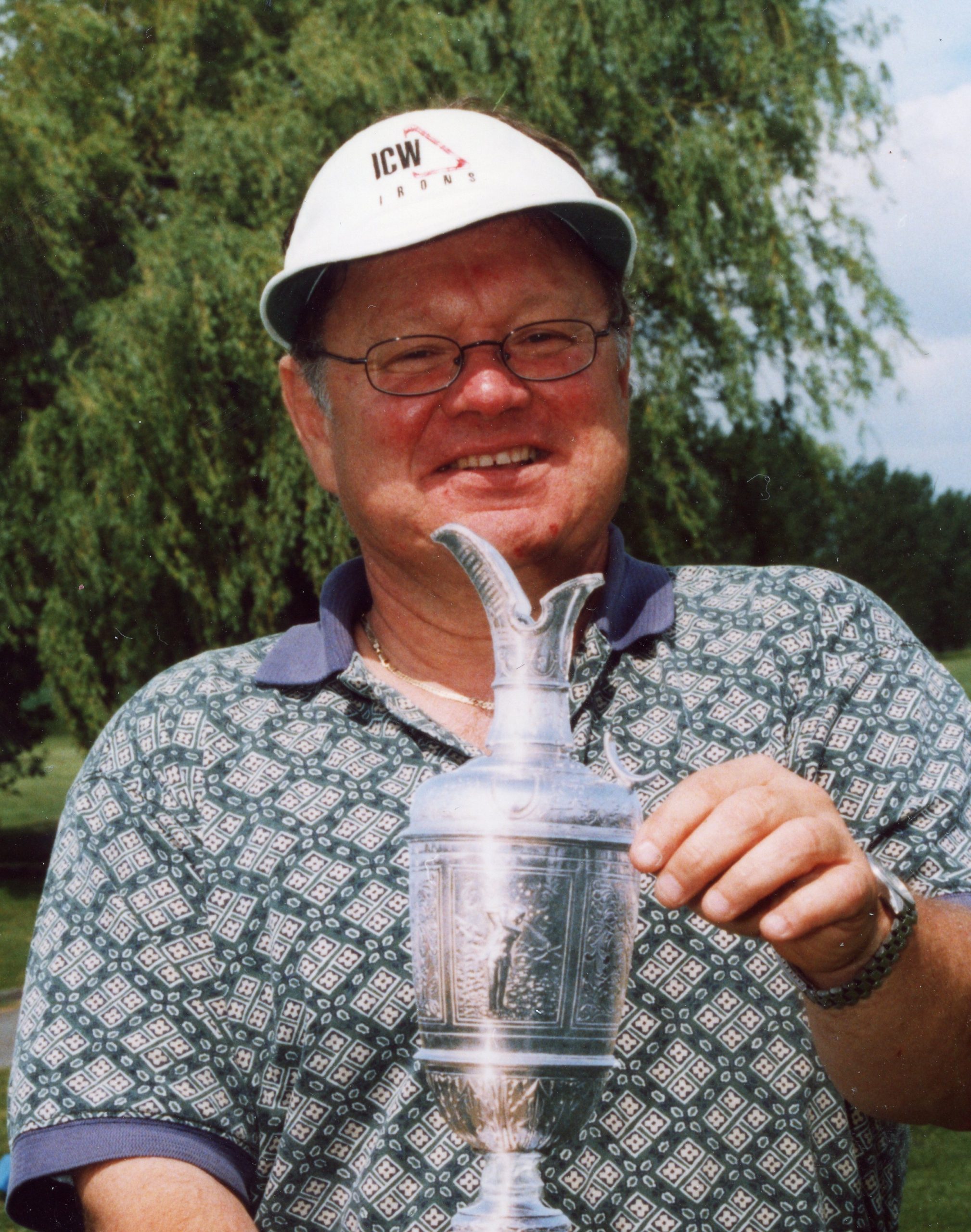 M Gilles Brodeur Residence Funeraire Steve L Elkas